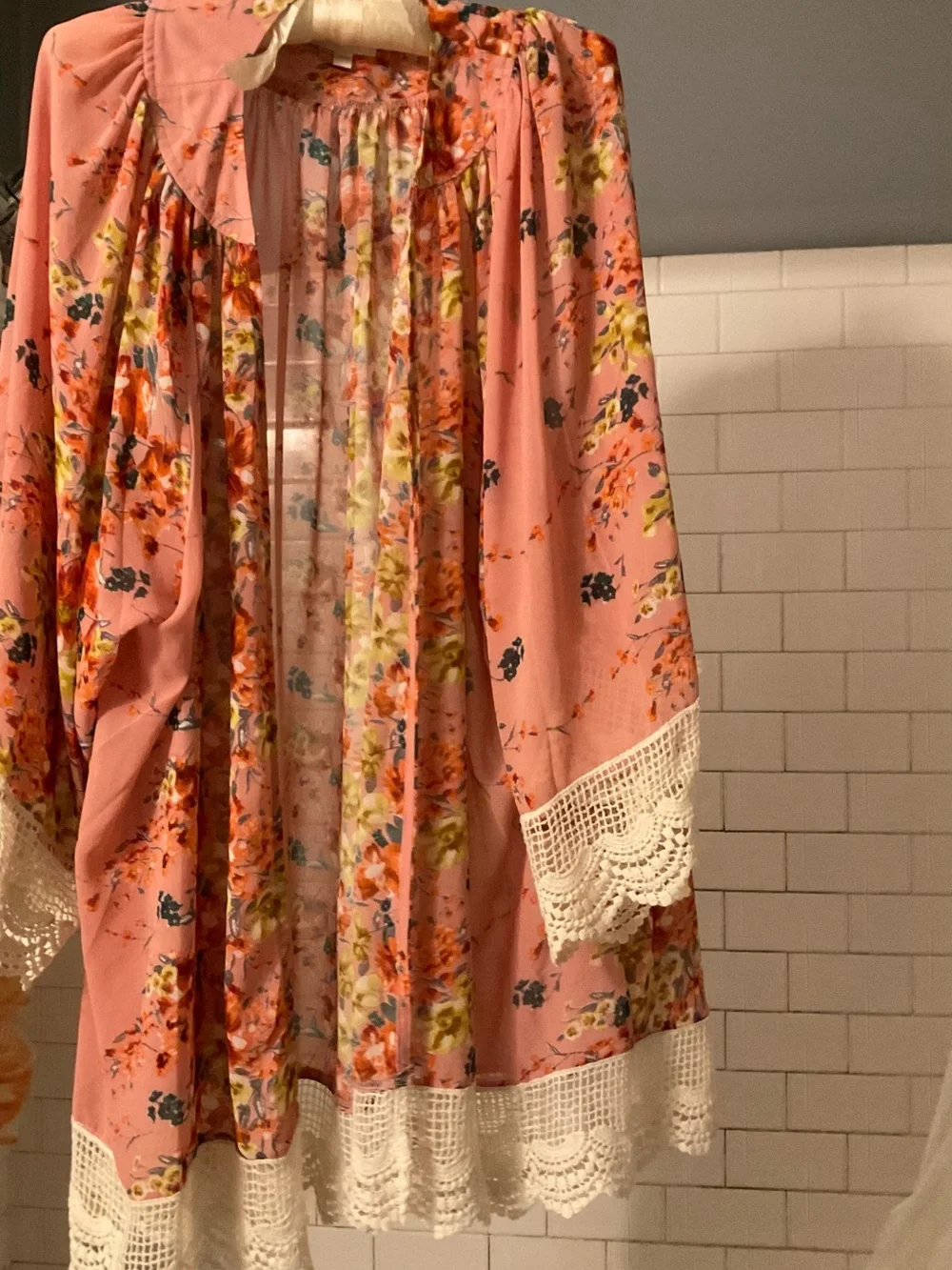 Velzera Pink Floral Lace-Trim Kimono Jacket - Picture 1 of 4